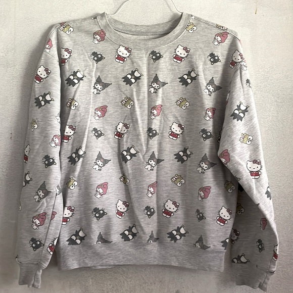 Sanrio Hello Kitty Gray Sweatshirt, size M juniors - Picture 1 of 4